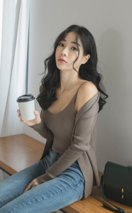 An Seo Rin – Jeans Set – 11.09.2017